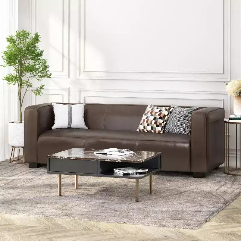 Nowoczesna sofa 3-osobowa ze skórzaną tapicerką syntetyczną, kwadratowymi podłokietnikami i nogami z drewna brzozowego