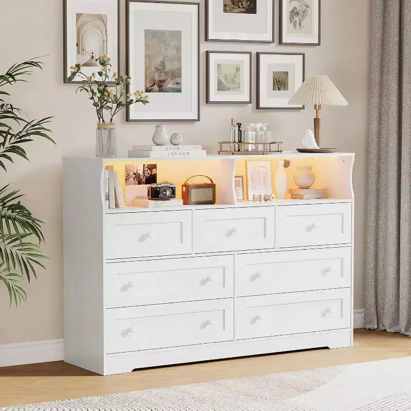 Cassettiera in legno a 7 cassetti - cassettiera moderna con stazione di ricarica USB e luci LED, 2 vani a giorno - ampia cassettiera per camera da letto, organizer contenitore