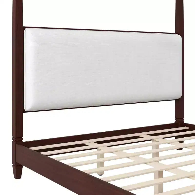 Letto a piattaforma con baldacchino e testiera imbottita