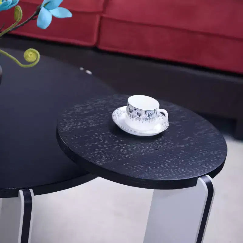 Nowoczesny zestaw okrągłych stolików kawowych z nogami ze spieku kamiennego i pasującym stolikiem bocznym, czarny