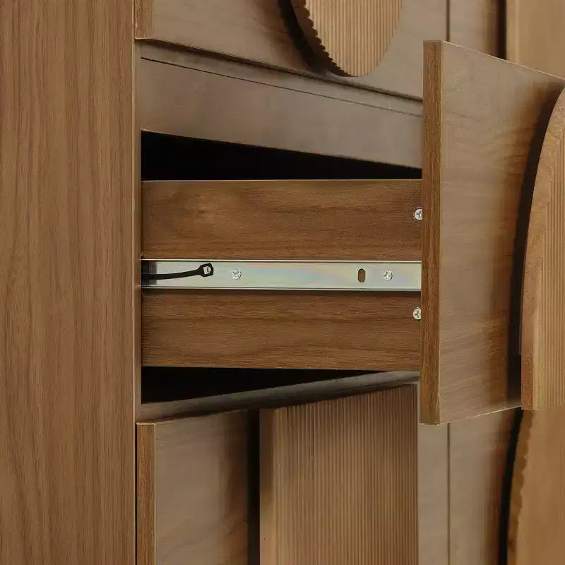 Cassettiera moderna con motivi geometrici e cassetti, ampia, con dettagli semicircolari, per camera da letto e soggiorno